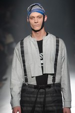 プラスチックトーキョー 2016-17年秋冬コレクション -  秩序と無秩序、渋谷のスクランブル交差点｜写真14