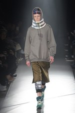 プラスチックトーキョー 2016-17年秋冬コレクション -  秩序と無秩序、渋谷のスクランブル交差点｜写真15