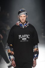 プラスチックトーキョー 2016-17年秋冬コレクション -  秩序と無秩序、渋谷のスクランブル交差点｜写真26