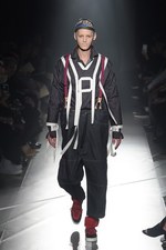 プラスチックトーキョー 2016-17年秋冬コレクション -  秩序と無秩序、渋谷のスクランブル交差点｜写真30