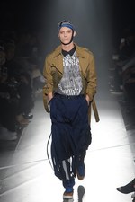 プラスチックトーキョー 2016-17年秋冬コレクション -  秩序と無秩序、渋谷のスクランブル交差点｜写真39