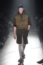 プラスチックトーキョー 2016-17年秋冬コレクション -  秩序と無秩序、渋谷のスクランブル交差点｜写真43