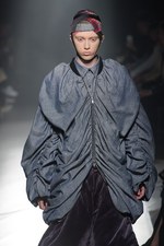 プラスチックトーキョー 2016-17年秋冬コレクション -  秩序と無秩序、渋谷のスクランブル交差点｜写真54