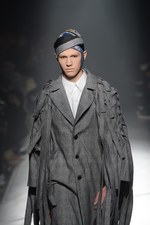 プラスチックトーキョー 2016-17年秋冬コレクション -  秩序と無秩序、渋谷のスクランブル交差点｜写真56