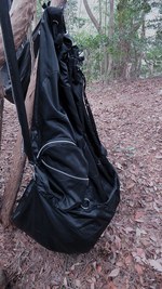 アリスアウアア 2016年秋冬コレクション - 徹底的に社会を遮断、ミノムシの“踊り“にも似た鼓動｜写真25