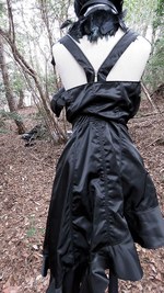 アリスアウアア 2016年秋冬コレクション - 徹底的に社会を遮断、ミノムシの“踊り“にも似た鼓動｜写真51