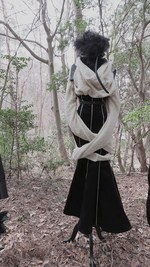 アリスアウアア 2016年秋冬コレクション - 徹底的に社会を遮断、ミノムシの“踊り“にも似た鼓動｜写真54