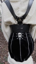 アリスアウアア 2016年秋冬コレクション - 徹底的に社会を遮断、ミノムシの“踊り“にも似た鼓動｜写真62