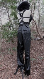 アリスアウアア 2016年秋冬コレクション - 徹底的に社会を遮断、ミノムシの“踊り“にも似た鼓動｜写真63