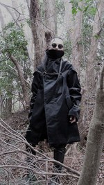 アリスアウアア 2016年秋冬コレクション - 徹底的に社会を遮断、ミノムシの“踊り“にも似た鼓動｜写真77