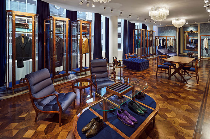 ドルチェ＆ガッバーナ、日本初の紳士服カスタムメイド専門フロアが銀座に - ミラノ本店を思わせる店内 | 写真