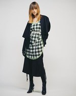 タロウ ホリウチ 2016-17年秋冬コレクション - 青空の下、入り乱れる自然と不自然｜写真20