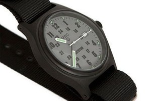 ファクトタムより別注サングラス＆時計 - スイス軍用時計ブランド「MWC」G10ウォッチ採用