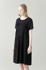 スナオクワハラ 2016-17年秋冬コレクション - 未来が過去になる瞬間、洋服を着る喜びと思い出｜写真10