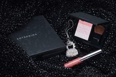 アンテプリマからきらめくコフレキットが初登場