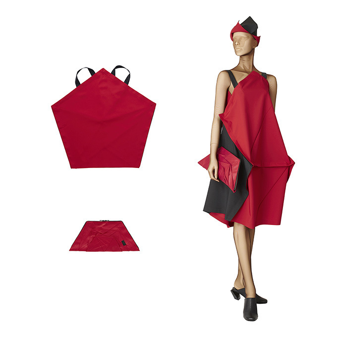 イッセイ ミヤケ 丸の内 1周年 - “赤”のドレス・クラッチバッグ 