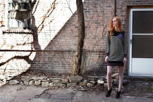 都会の中に生まれたノスタルジックな世界-イー．ワイ．ワダ（e.y.wada）の、2011-12年秋冬コレクション｜写真4