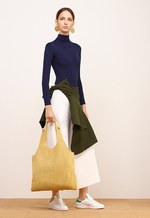 エリザベス アンド ジェームスの期間限定ストア、西武渋谷店にオープン - バッグを豊富にラインナップ｜写真4