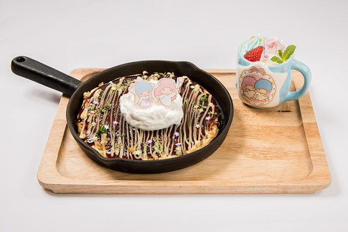 「キキ＆ララカフェ」が関西地区初出店！お好み焼きやたこ焼きを模した“粉もんスイーツ”限定発売 | 写真