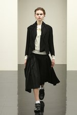 トリコ・コム デ ギャルソン 2016年秋冬コレクション - ベールに包まれた優しいフォークロア｜写真3