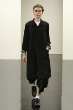 トリコ・コム デ ギャルソン 2016年秋冬コレクション - ベールに包まれた優しいフォークロア｜写真25