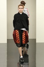 トリコ・コム デ ギャルソン 2016年秋冬コレクション - ベールに包まれた優しいフォークロア｜写真44