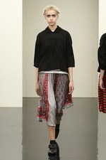 トリコ・コム デ ギャルソン 2016年秋冬コレクション - ベールに包まれた優しいフォークロア｜写真45