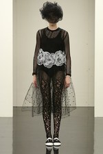 トリコ・コム デ ギャルソン 2016年秋冬コレクション - ベールに包まれた優しいフォークロア｜写真60