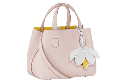 ディオールの日本限定バッグ「ディオール ブロッサム」- 桜から着想を 