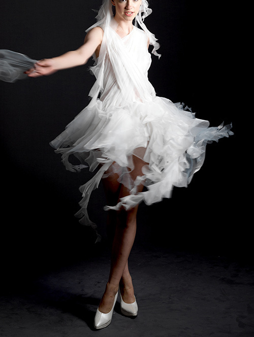 エマリーエ(EMarie) Sensing Garment 感覚する服｜写真2