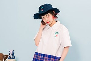 エイミー インザ バッティー ガール(Aymmy in the batty girls)を着て 