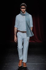 ボリュームと透明性をテーマに再解釈 メゾン マルタン マルジェラ(Maison Martin Margiela)、2012年春夏メンズコレクション｜写真9