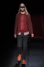 ボリュームと透明性をテーマに再解釈 メゾン マルタン マルジェラ(Maison Martin Margiela)、2012年春夏メンズコレクション｜写真10