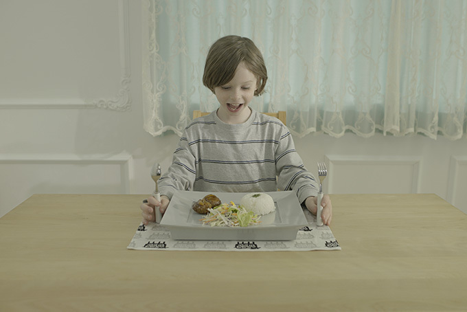 世界初の“スマート皿”「プレイティ」健康的な食習慣をサポート、一枚で無限のデザインパターン｜写真7
