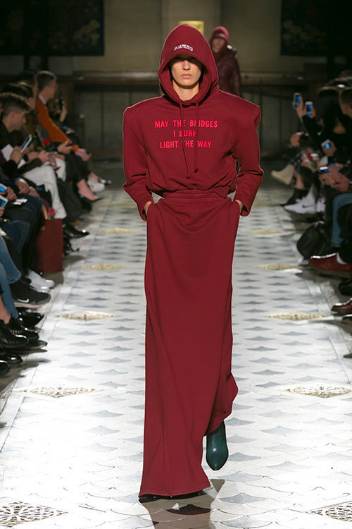 ヴェトモン(VETEMENTS) 2016-17年秋冬 ウィメンズコレクション  - 写真25