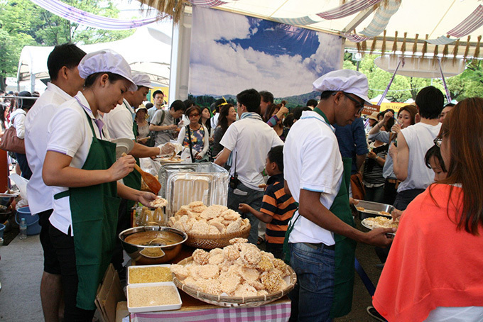 「タイフェスティバル 2018」東京・代々木公園で開催 - 本場タイ料理や物販、ライブなど｜写真2