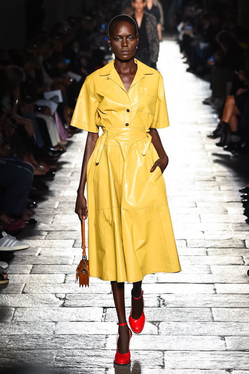 ボッテガ・ヴェネタ(BOTTEGA VENETA) 2017年春夏ウィメンズ&メンズコレクション シルエット - 写真19