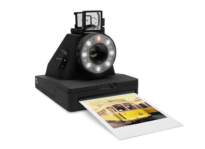 デジタル進化したインスタントカメラ「The l-1」- スマホで操作＆写真シェアが可能 | 写真