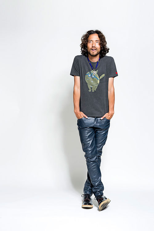 おそ松さんとセヴシグのコラボTシャツ登場、ポップなキャラクターを大人なヴィンテージ加工で｜写真27