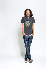 おそ松さんとセヴシグのコラボTシャツ登場、ポップなキャラクターを大人なヴィンテージ加工で｜写真27