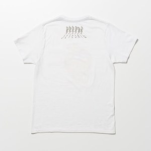 おそ松さんとセヴシグのコラボTシャツ登場、ポップなキャラクターを大人なヴィンテージ加工で｜写真3