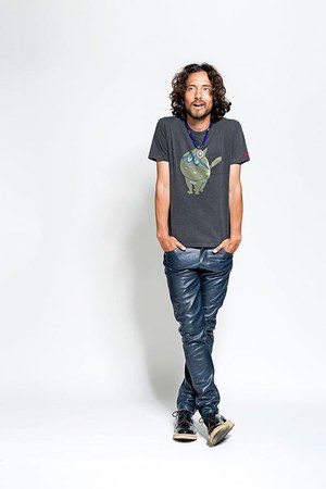 おそ松さんとセヴシグのコラボTシャツ登場、ポップなキャラクターを大人なヴィンテージ加工で｜写真27