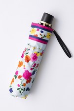 レオナールからカラフルな花柄レイングッズ発売 - トレンチ