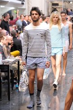 Jean Paul GAULTIER 2012 プレタポルテ　コート　イタリア製 ジャンポールゴルチエ Jean Paul GAULTIER アンゴラ Aライン