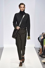 マーガレット・ハウエル2016年秋冬コレクション - マニッシュに潜むフェミニン、柄素材で感じる英国｜写真21