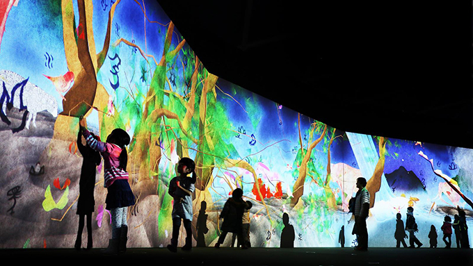 「チームラボ 踊る！アート展と、学ぶ！未来の遊園地」を高知県立美術館で｜写真2