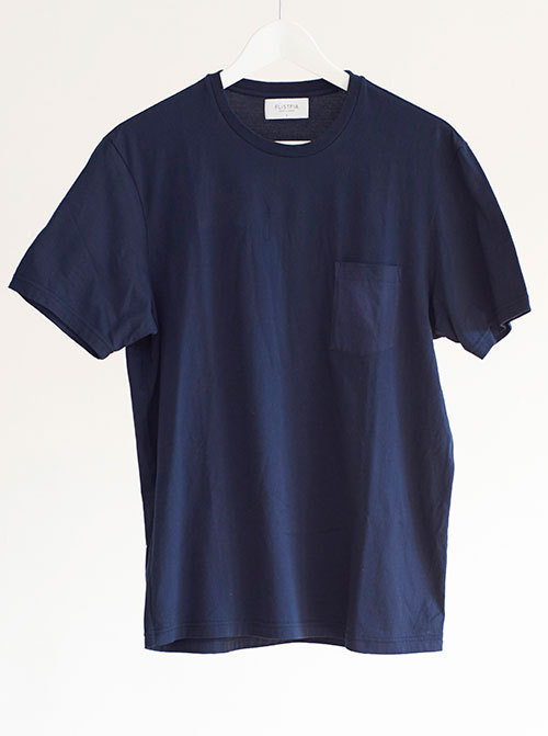 カットソーレーベル「フリストフィア」のポケットTシャツ - 拘り抜いた3種の生地、長年愛用した着心地 | 写真