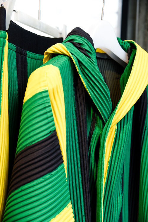 オム プリッセ イッセイ ミヤケ、初の単独路面店が代官山にオープン - 店舗デザインは深澤直人 | 写真