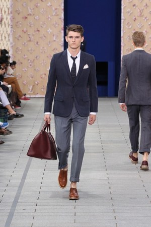 メンズ スタイル・ディレクター キム・ジョーンズの門出を祝福 - ルイ・ヴィトン(Louis Vuitton) 2012年春夏メンズ・コレクション｜写真2