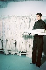 バレンシアガ 2016年プレフォールコレクション - 前を向くために歴史を振り返る｜写真24